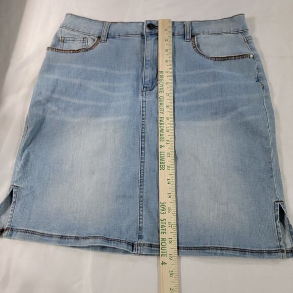 Bit & Bridle Denim Skirt Womens 8 Whiskering Blanket Stitching Rodeo Western - Picture 6 of 14
